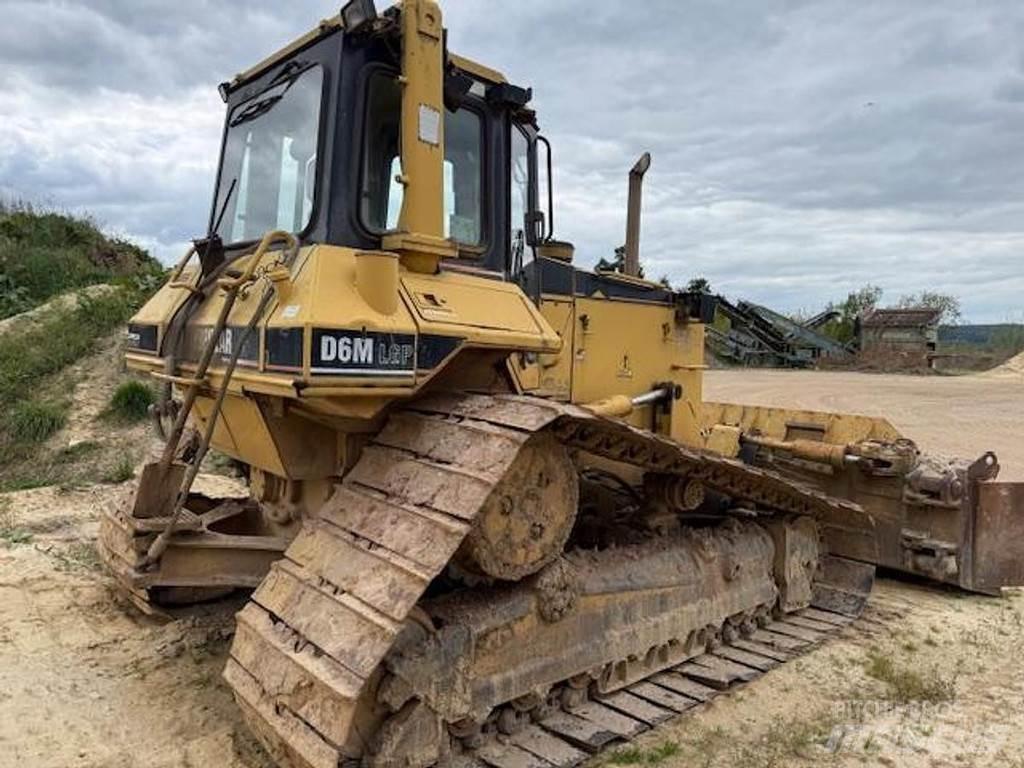 CAT D6M LGP 크롤러 도저