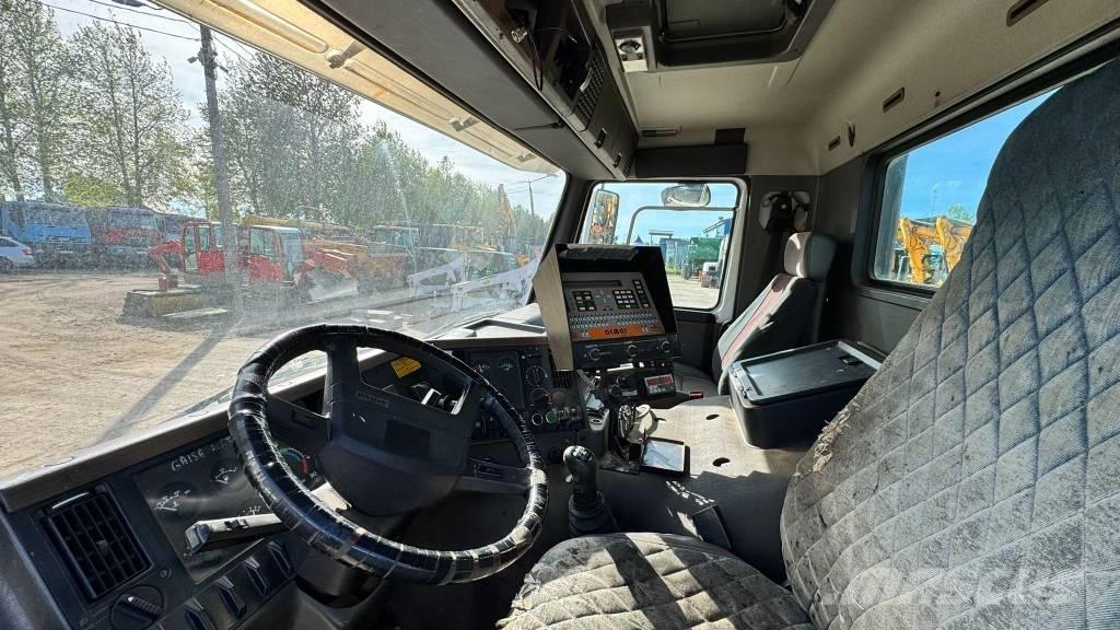 Volvo FL GUDRONATOR 아스팔트 분무기