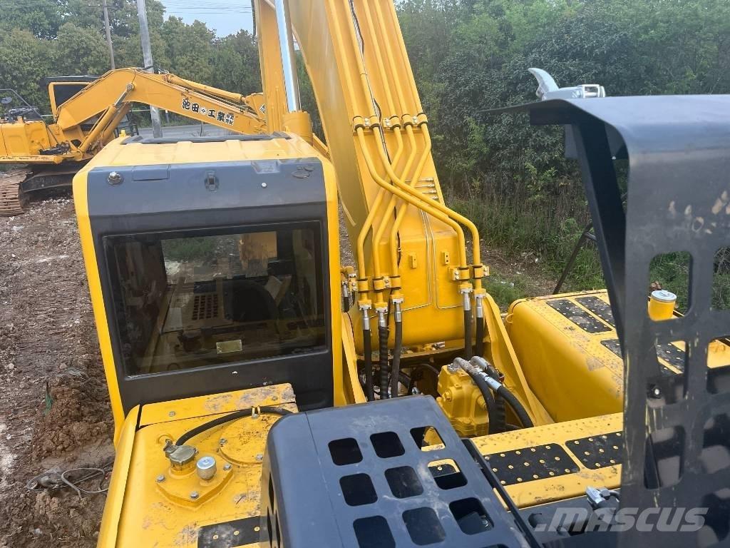 Komatsu PC 450-8 대형 굴삭기 29톤 이상