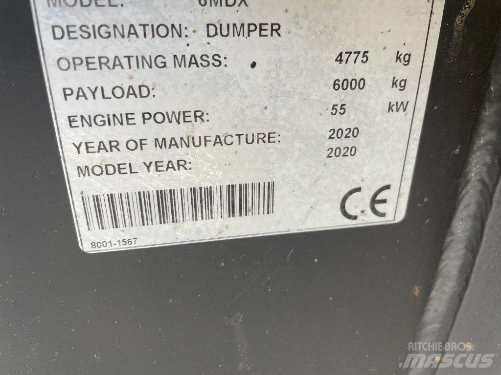 Mecalac 6 MDX 건설현장 덤프트럭
