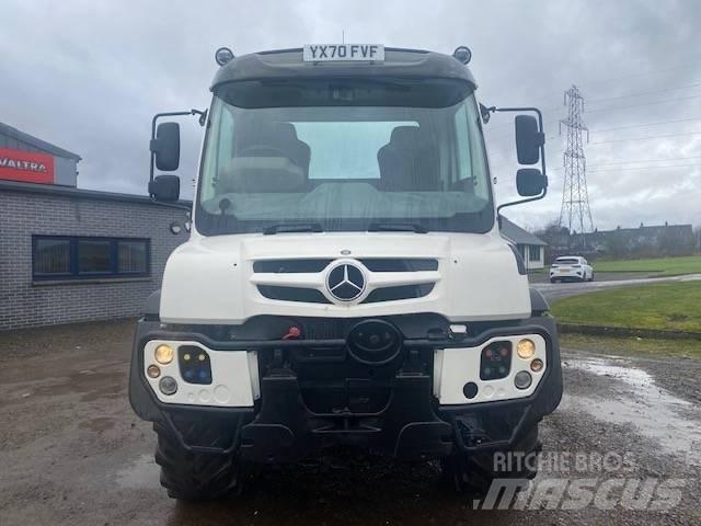 Mercedes-Benz UNIMOG 덤프 트럭