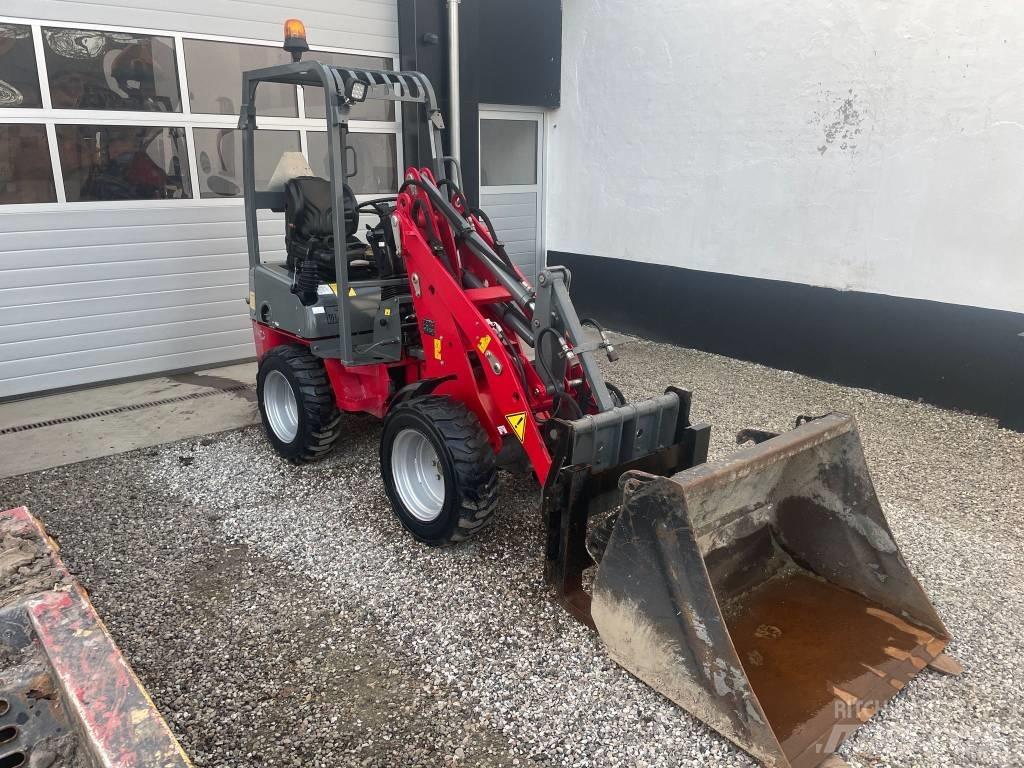 Weidemann 1140  휠로우더