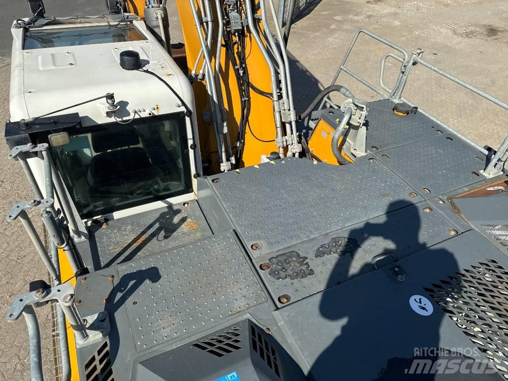 Liebherr R 926 LC 대형 굴삭기 29톤 이상