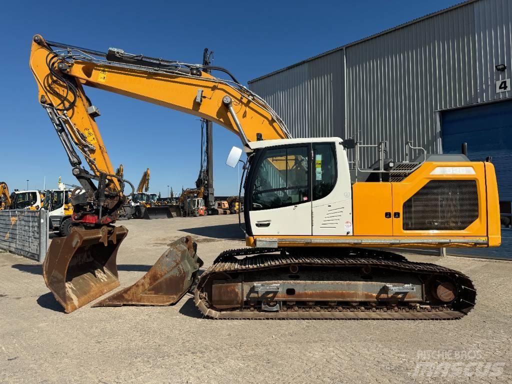 Liebherr R 926 LC 대형 굴삭기 29톤 이상