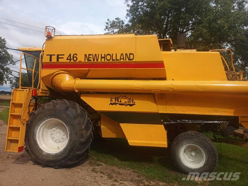 New Holland TF 46 콤바인 수확기