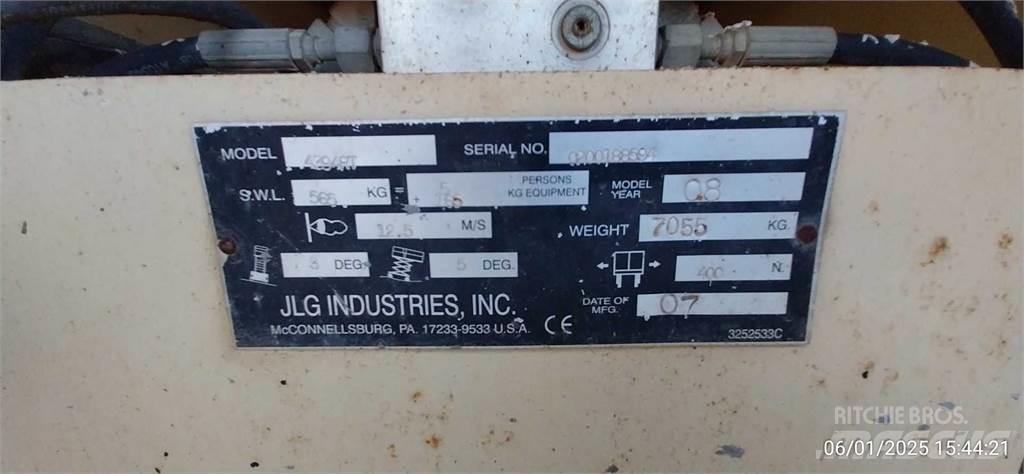 JLG 4394RT 가위형 리프트