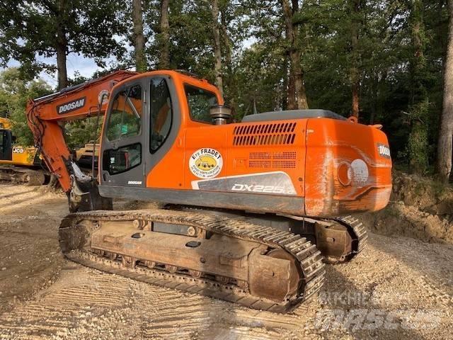 Doosan DX 225 LC 대형 굴삭기 29톤 이상