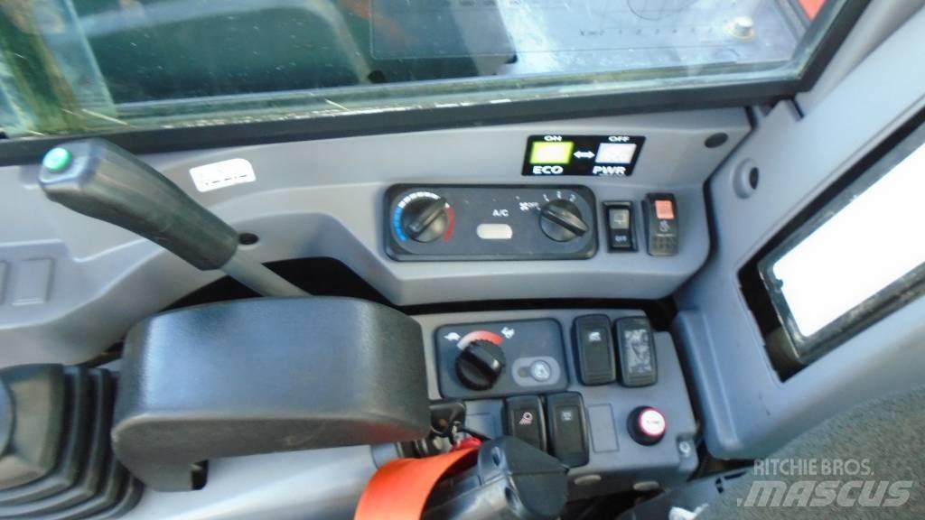 Kubota KX 080-4 중형굴삭기 7톤-28톤