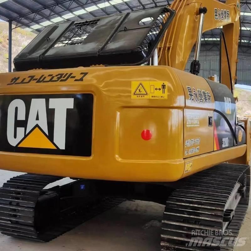 CAT 320D 대형 굴삭기 29톤 이상