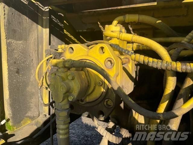 Kobelco SK 220 LC 대형 굴삭기 29톤 이상