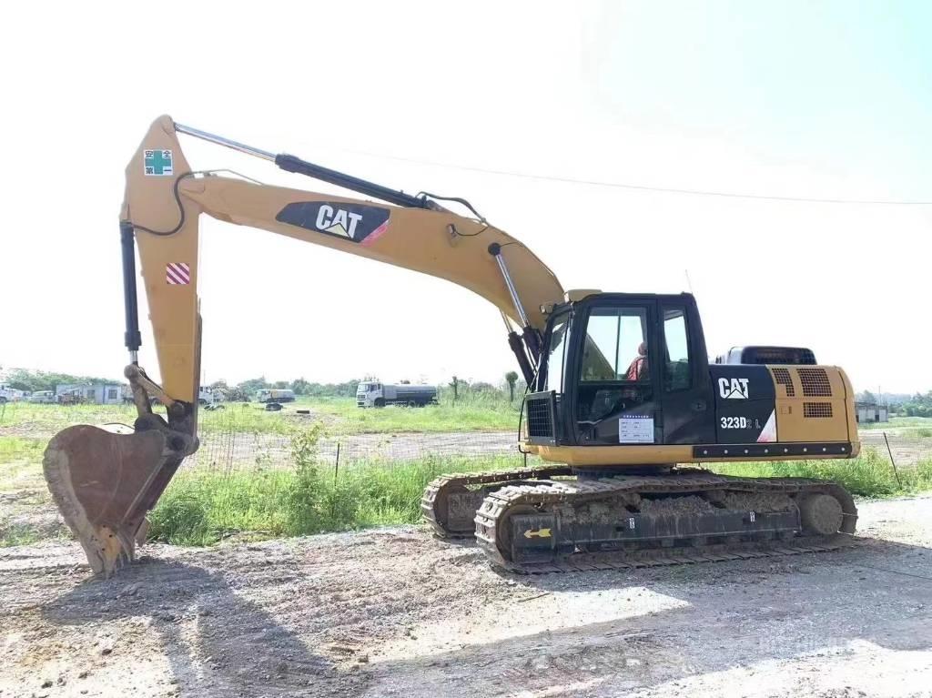 CAT 323D 대형 굴삭기 29톤 이상