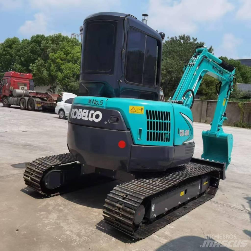 Kobelco SK 40 소형 굴삭기 7톤 미만