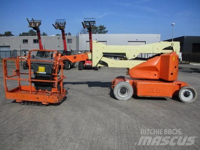 JLG E400 AJP (817) 자주식 고소작업대