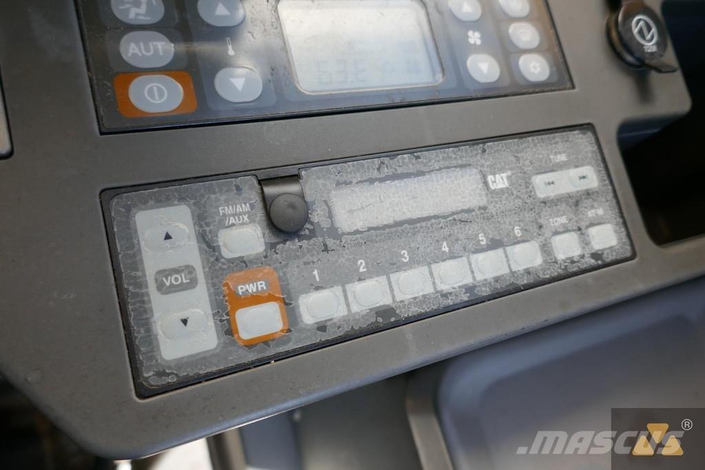 CAT 335F LCR 대형 굴삭기 29톤 이상