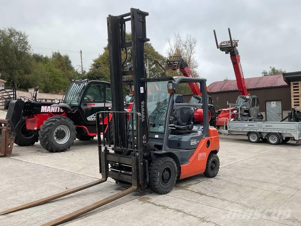 Toyota 02-8 FGF 25 LPG 지게차