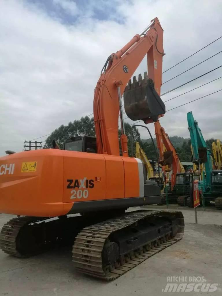 Hitachi zx200 대형 굴삭기 29톤 이상