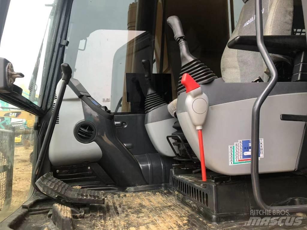 Komatsu 220-8 대형 굴삭기 29톤 이상