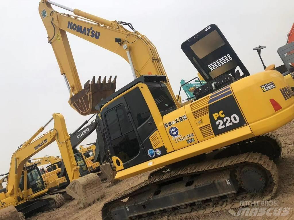 Komatsu 220-8 대형 굴삭기 29톤 이상