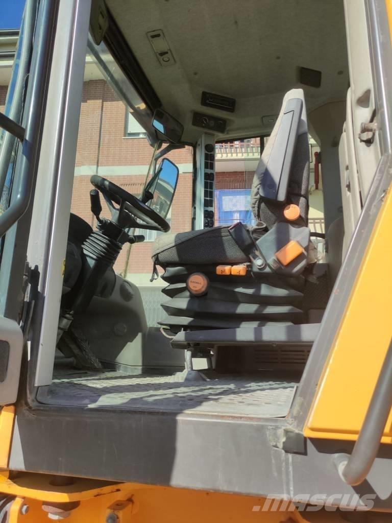 Volvo L 70 F  휠로우더