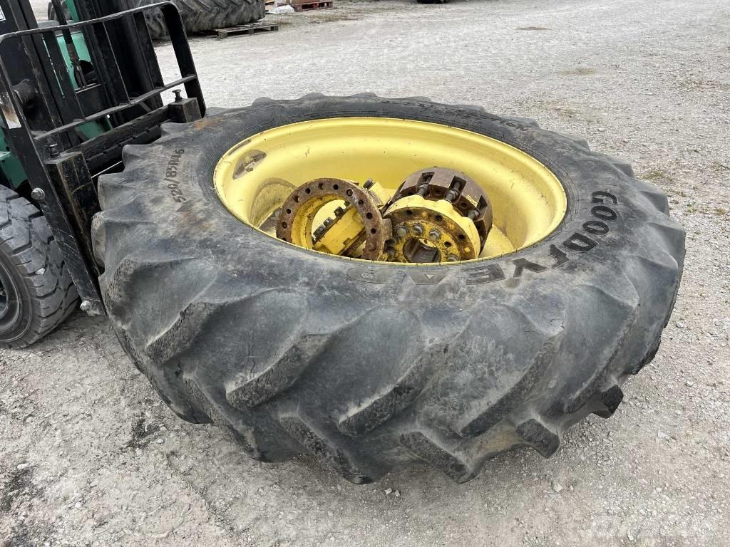 John Deere 7260 R 트랙터