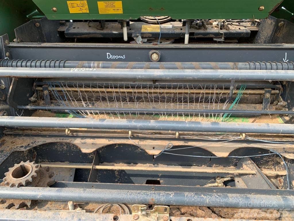Fendt 3250 원형 곤포기