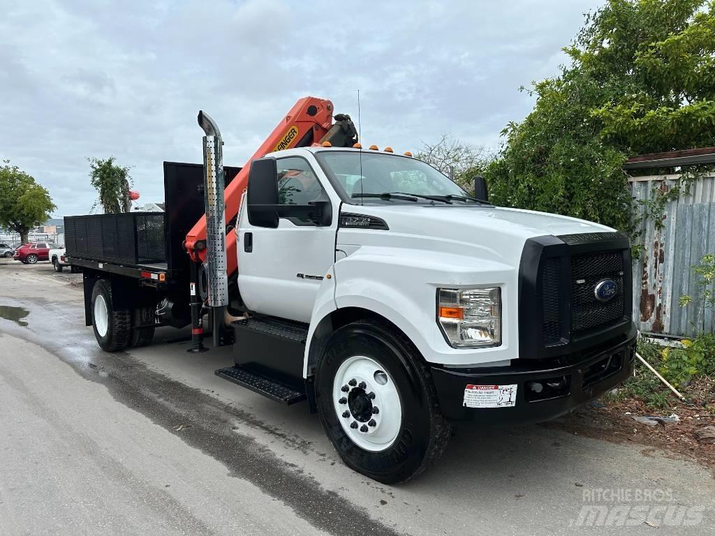 Ford F 750 SD 크레인 트럭