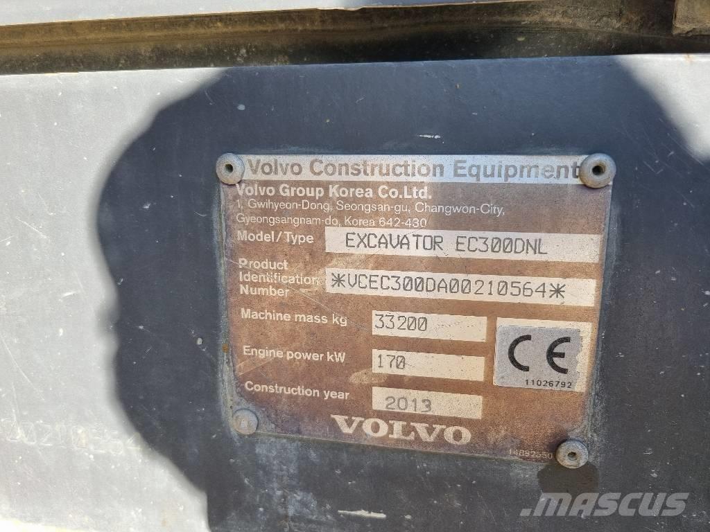 Volvo EC300DNL 대형 굴삭기 29톤 이상