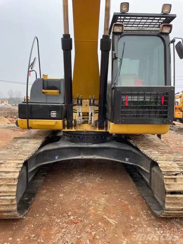 CAT 323 D L 대형 굴삭기 29톤 이상