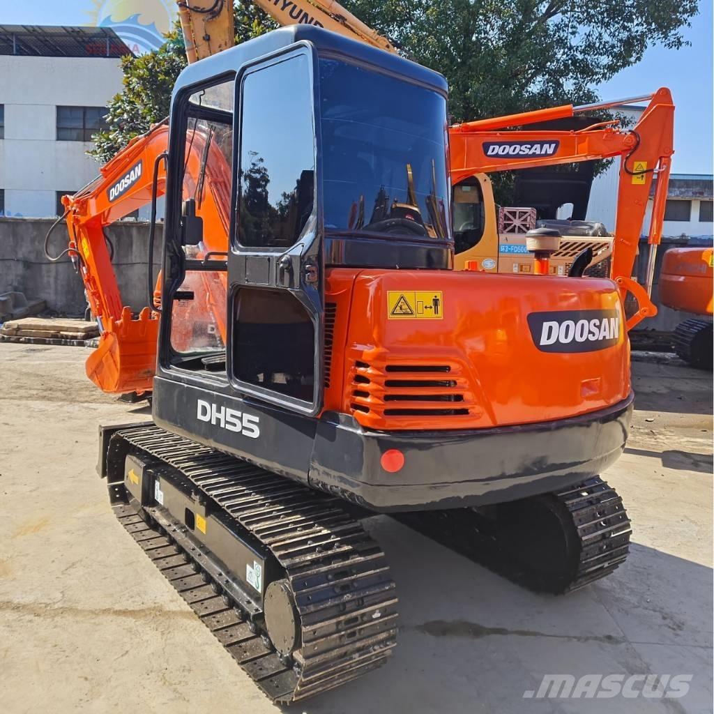 Doosan DH 55 소형 굴삭기 7톤 미만
