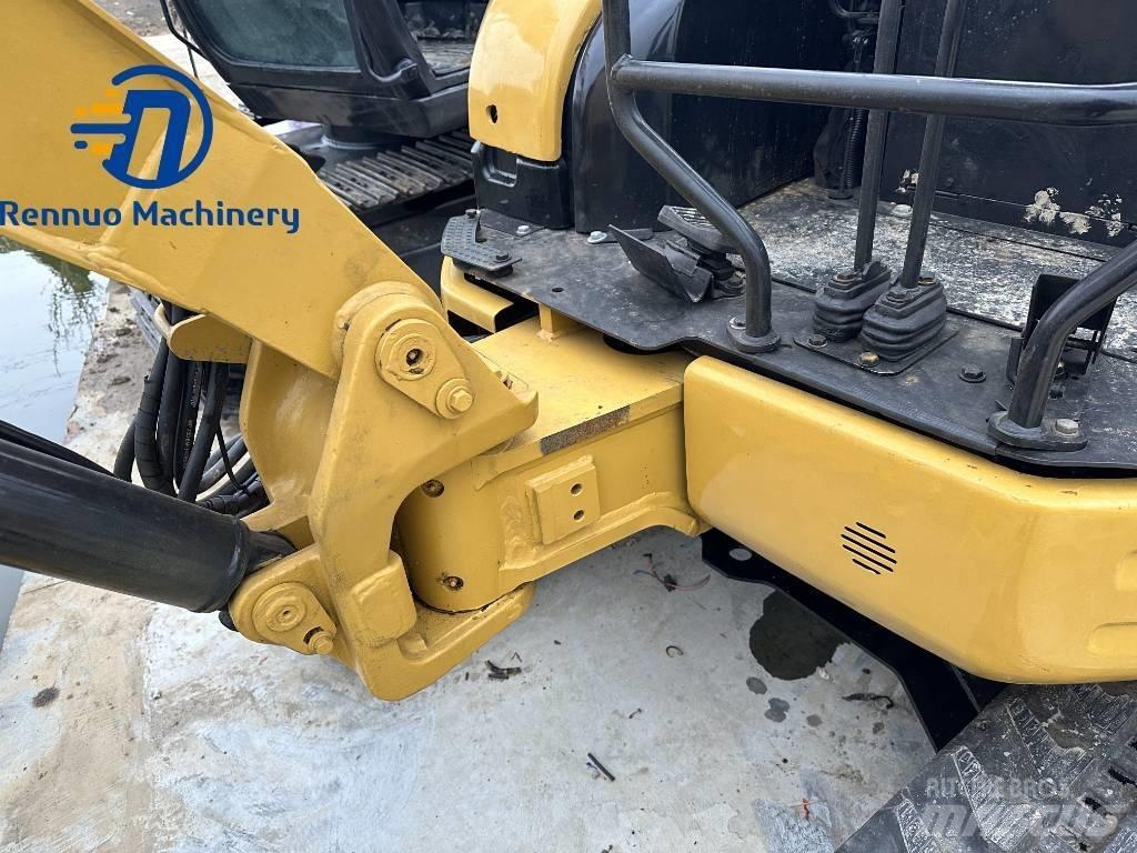CAT 303 CR 소형 굴삭기 7톤 미만