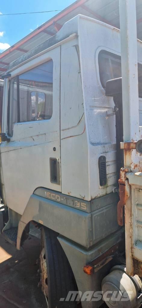 Nissan ECO T 135 덤프 트럭