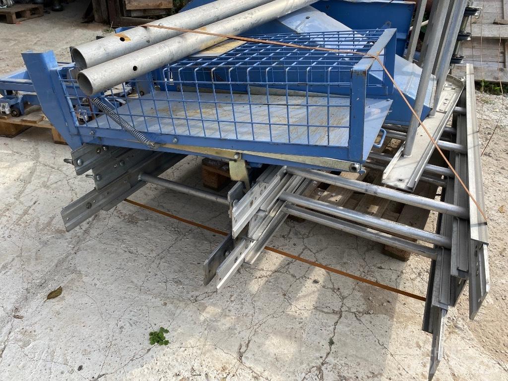 Geda Lift 250 자재 기중기 및 권양기