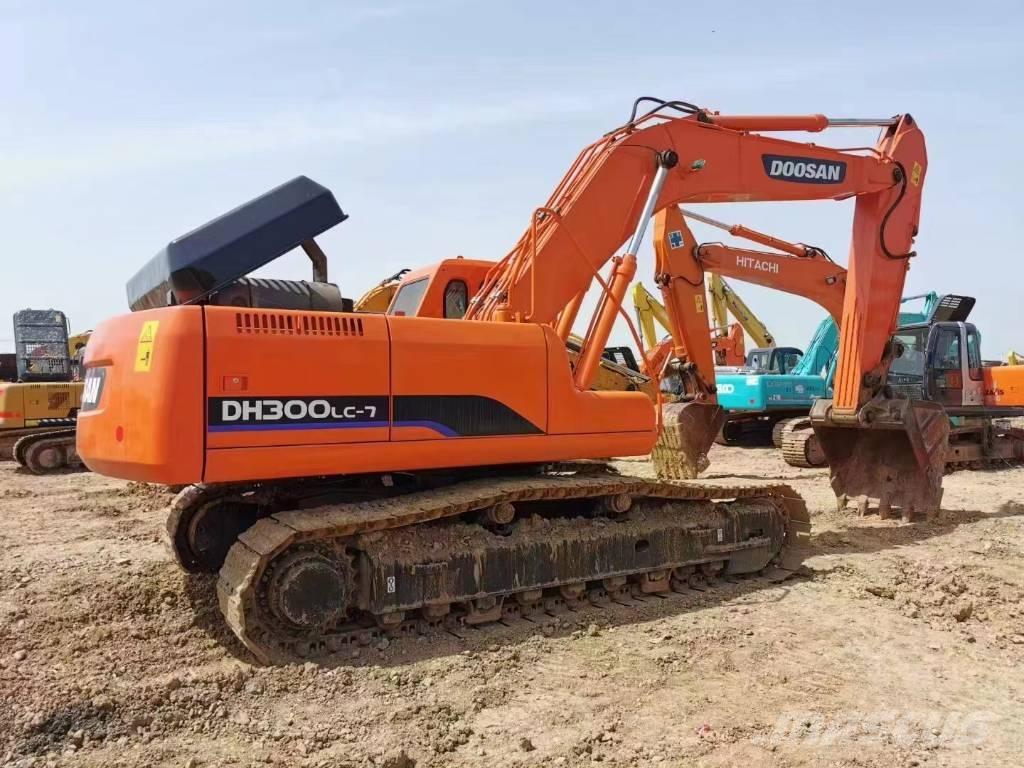 Doosan DH300LC-7 대형 굴삭기 29톤 이상
