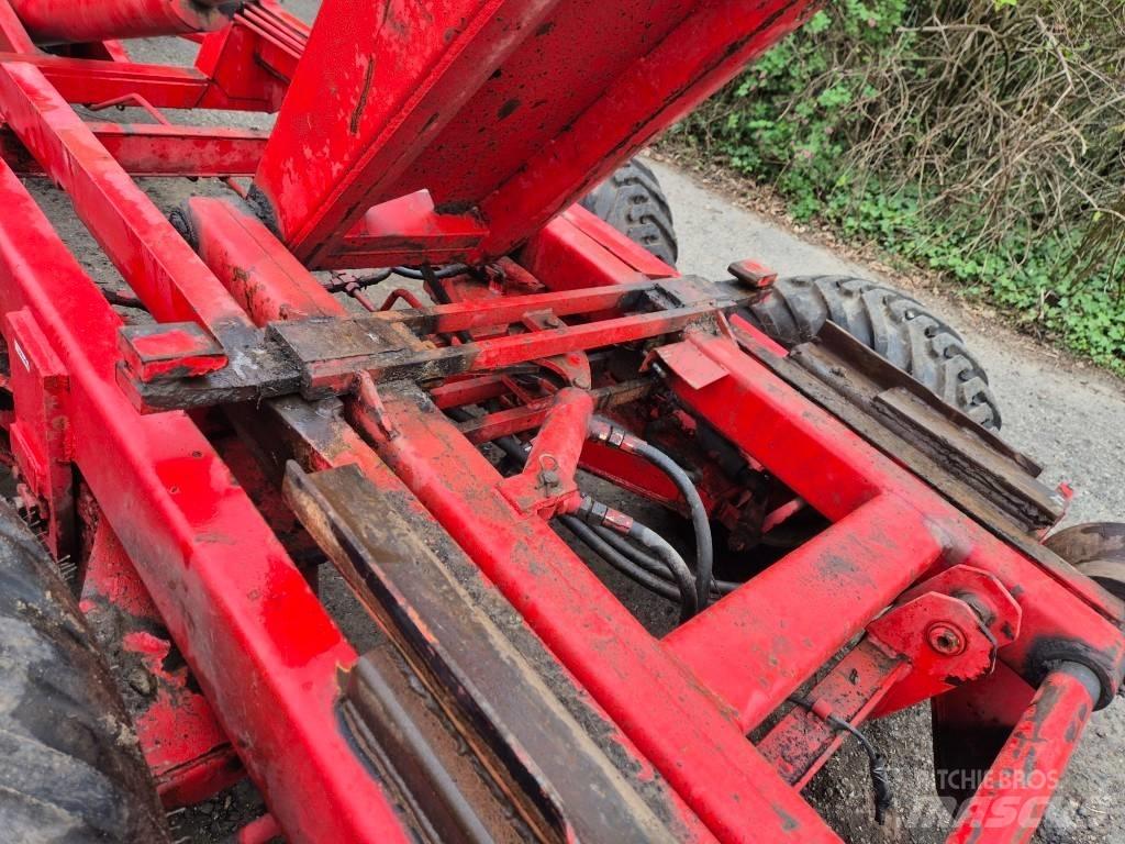 Agromet Warfama T041 후크 리프트 트레일러