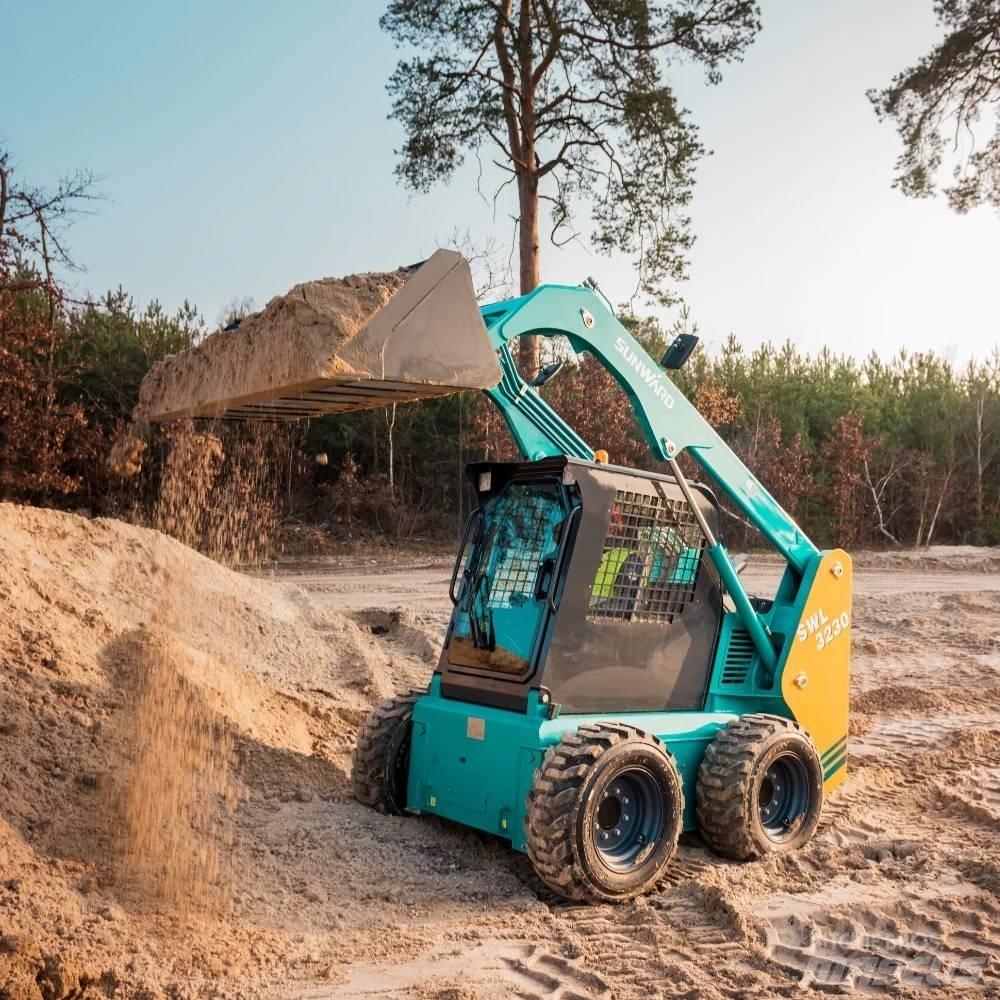 Sunward SWL 3230  스키드로더