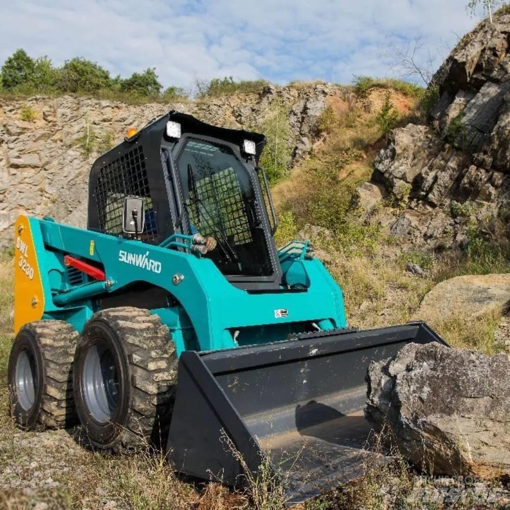 Sunward SWL 3230  스키드로더