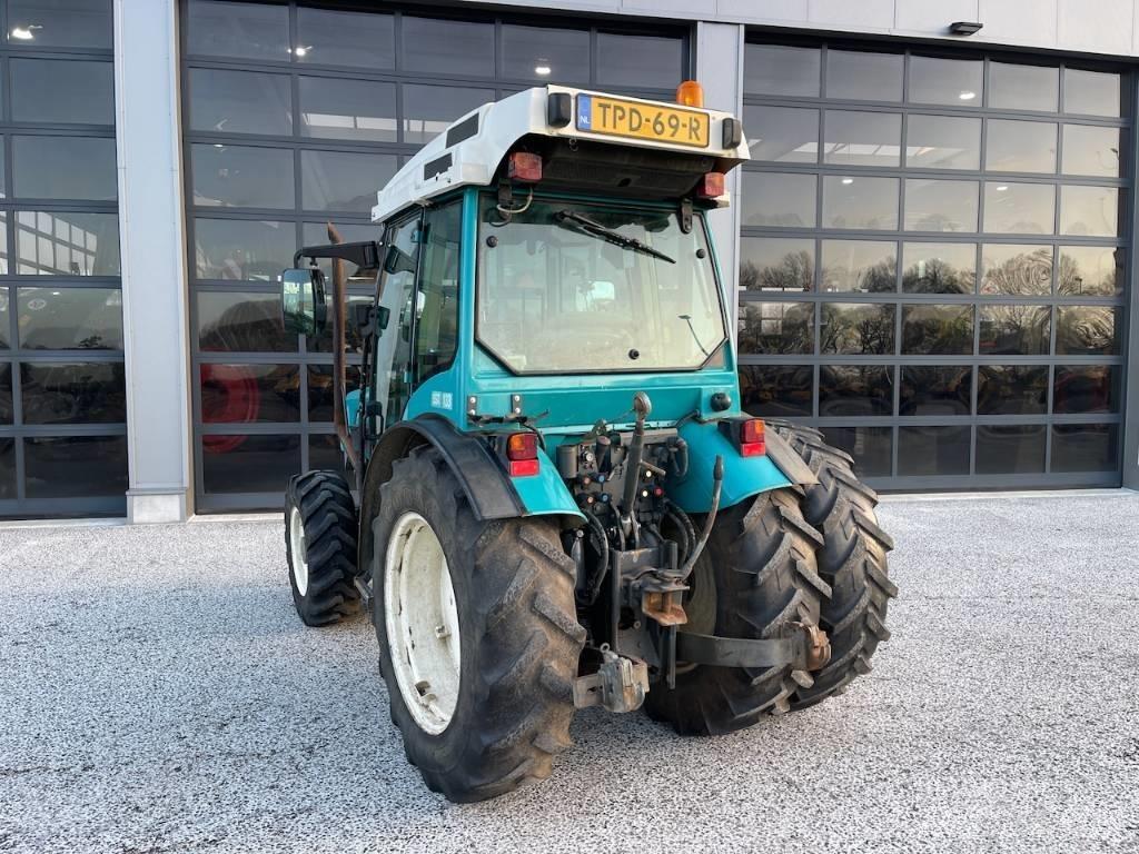 Fendt 208 F 트랙터