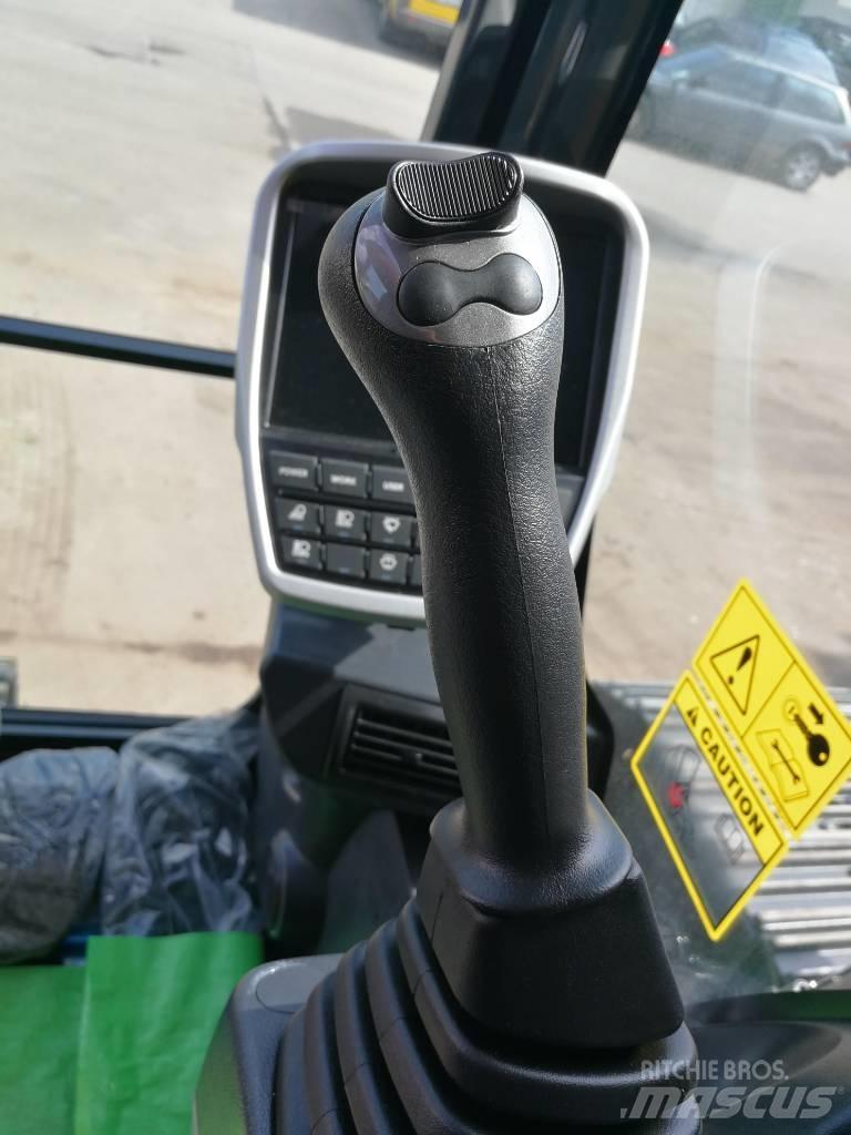 Hyundai HX140LC 대형 굴삭기 29톤 이상