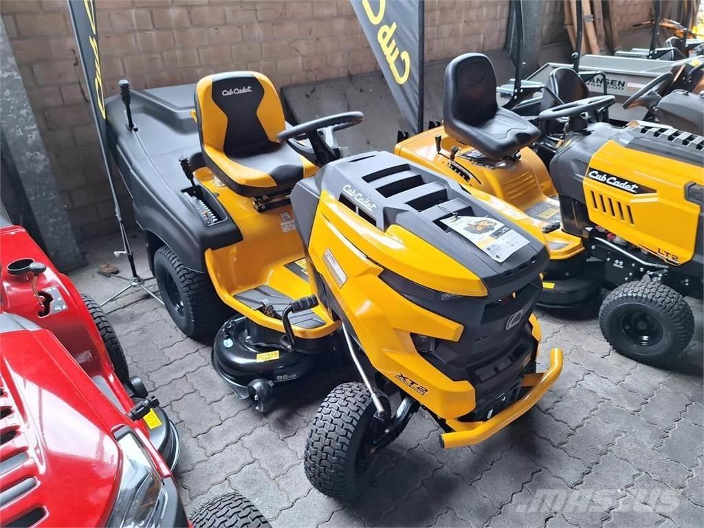 Cub Cadet XT2 PR95 잔디깎기