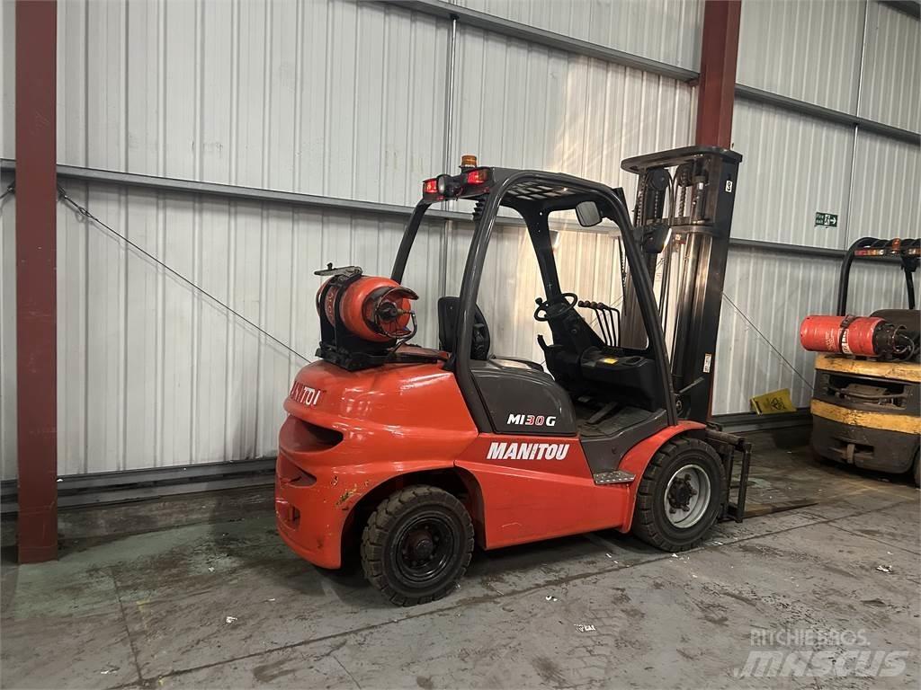Manitou MI30G LPG 지게차