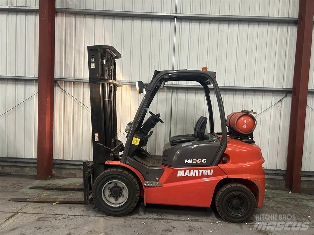 Manitou MI30G LPG 지게차