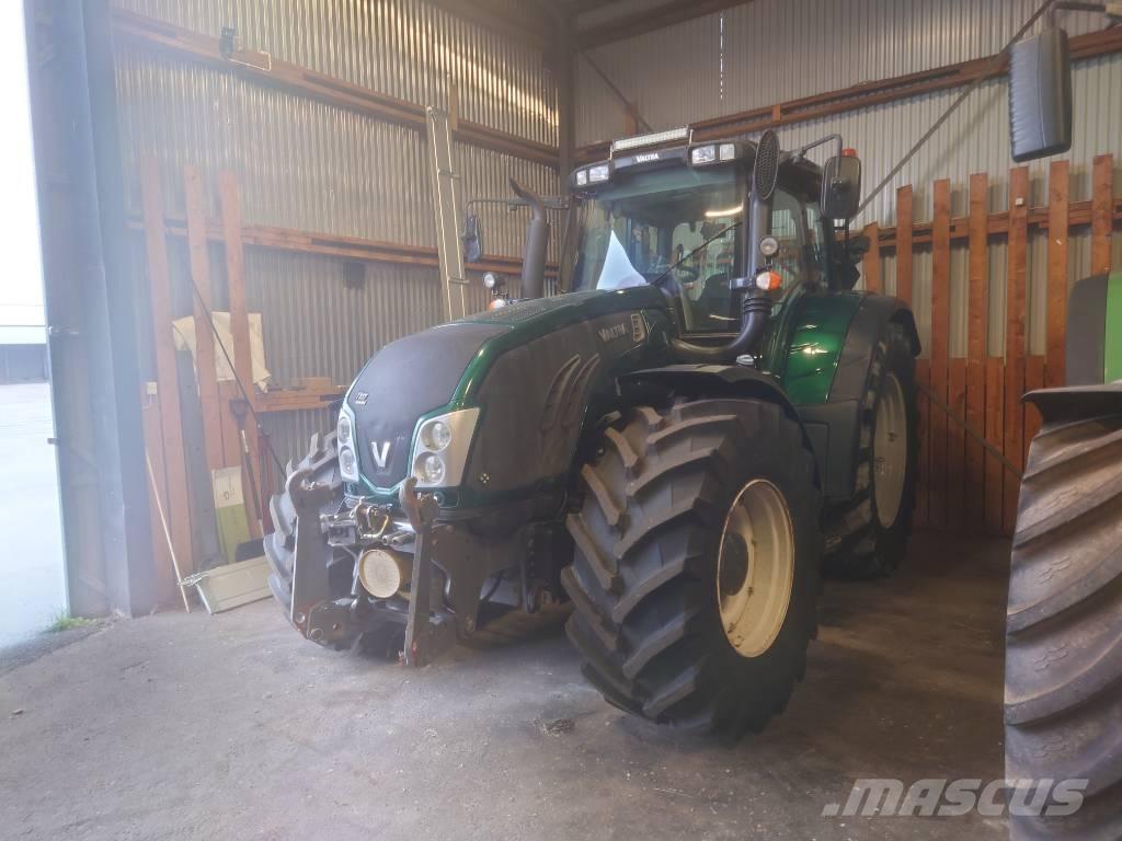 Valtra T 213 V 트랙터