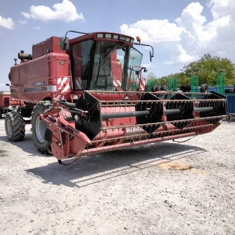 Case IH 2366E 콤바인 수확기