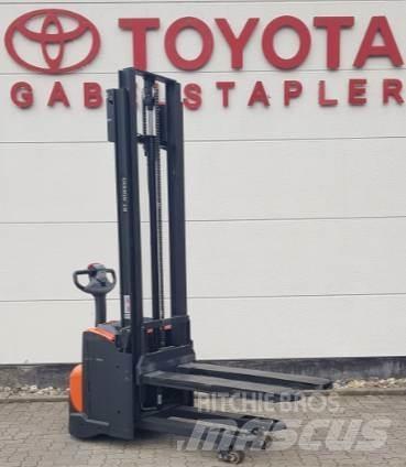 Toyota SWE120L 포크리프트