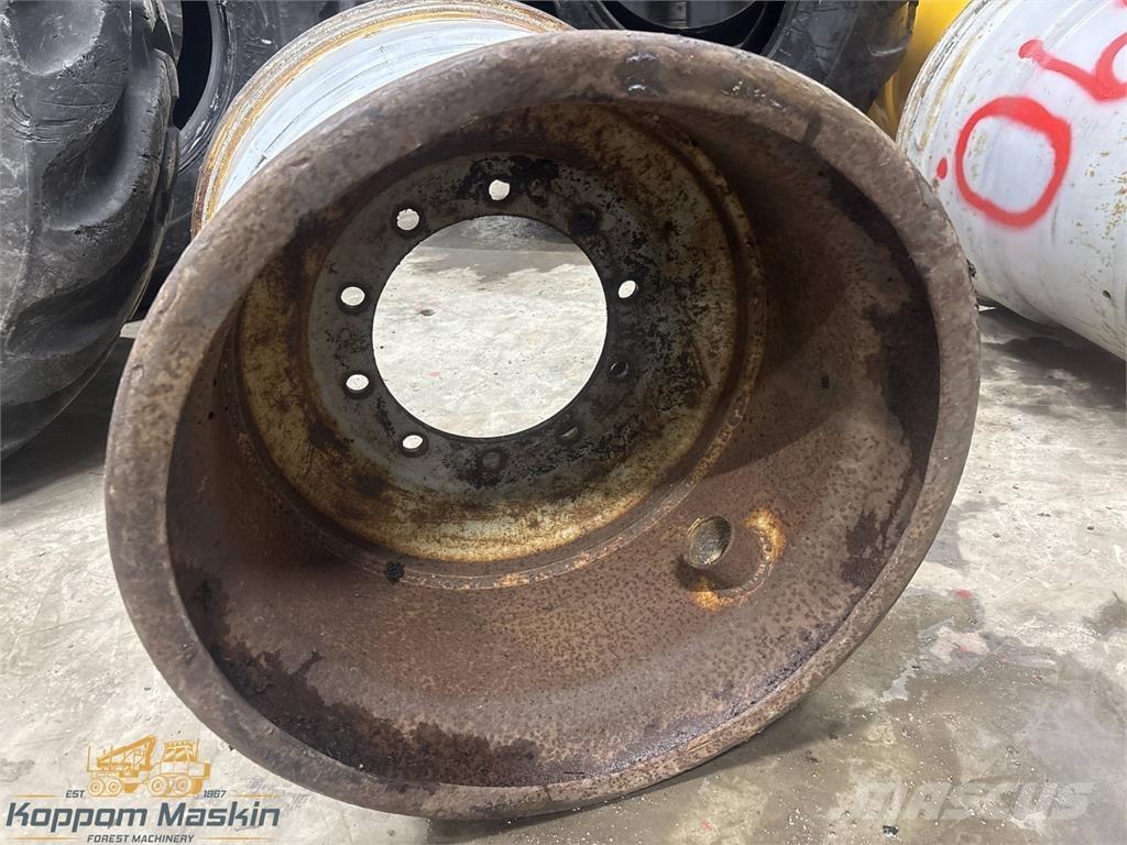 Valmet 860 24x26,5 타이어, 휠 및 림