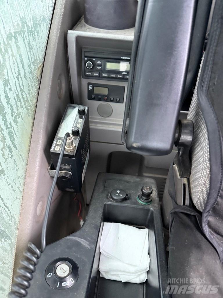 Volvo EC380EL 대형 굴삭기 29톤 이상