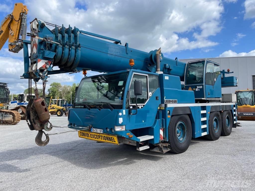Liebherr LTM 1055-1 A/T 크레인