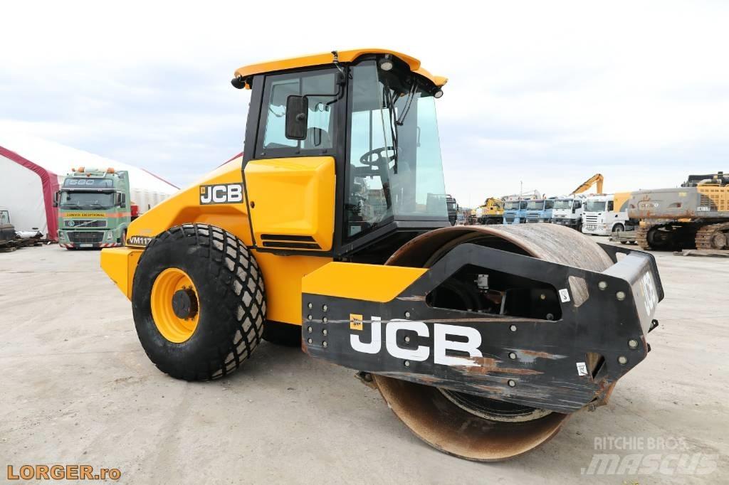 JCB VM 117 토양 다짐기