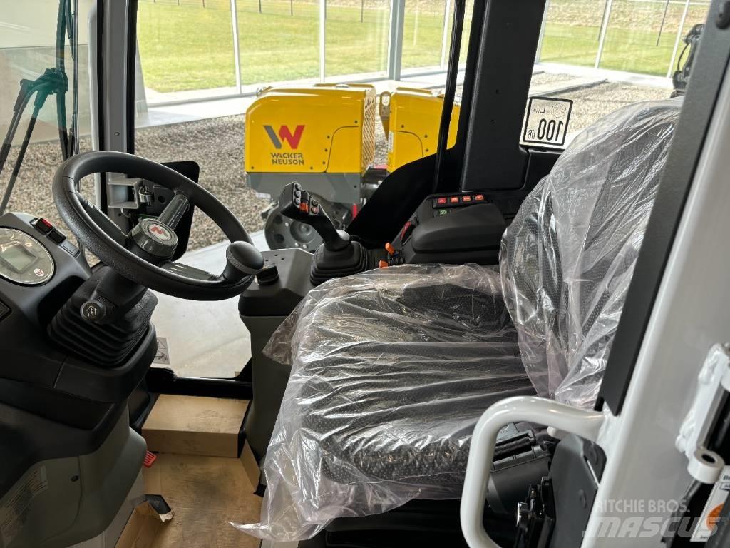Wacker Neuson WL 28  휠로우더