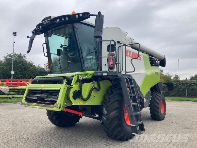 CLAAS TRION 640 콤바인 수확기